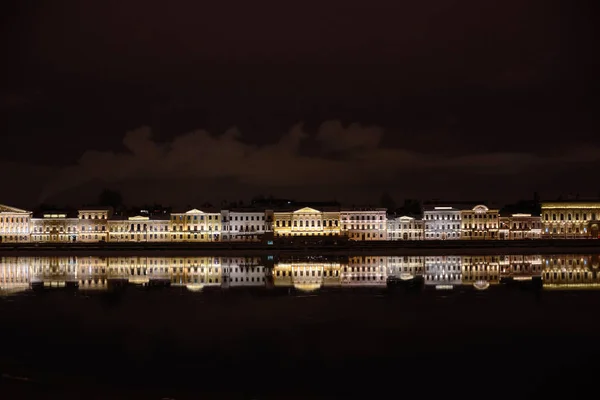 Night panorama of St. Petersburg, Russia — Stock Photo, Image