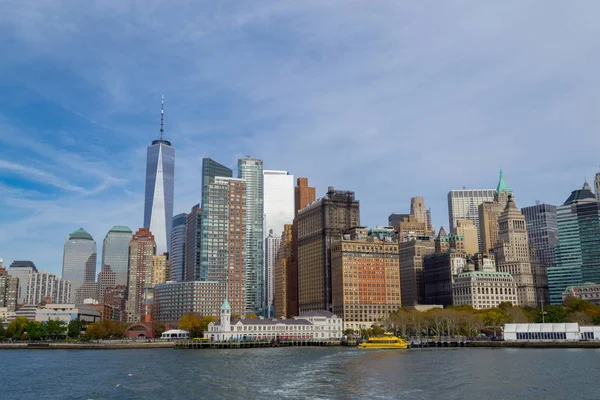 Centro Nova Iorque Ferry Para Liberty Island — Fotografia de Stock