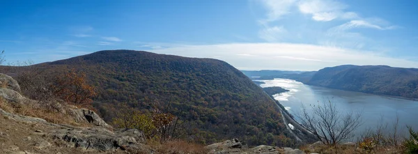 Caduta Nella Valle Hudson Tra Cresta Breakneck Primavera Fredda — Foto Stock