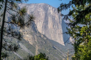 El Capitan at Yosemite National Park from the inspiration point trail clipart