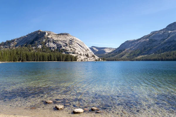 Tioga Estrada Aka Ca120 Cruzes Seguida Sierra Nevada Oferecendo Infinitas — Fotografia de Stock