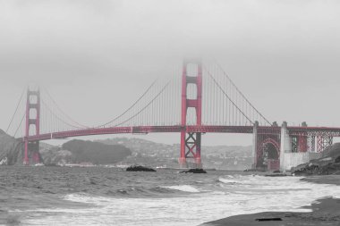 San Francisco, Kaliforniya Eyaleti ABD'de Batı kıyısında yer almaktadır