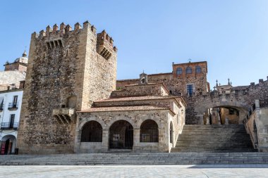 Bujaco Kulesi La Paz Hermitage yanında Caceres (İspanya ana manzaraları biridir)