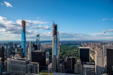Manhattan şehir merkezinin tepesinden Kuzey'e bakmak (Nyc, Abd)