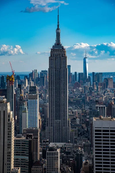 Kijkend naar het zuiden vanaf de top van Manhattans Midtown (NYC, Verenigde Staten) — Stockfoto