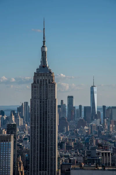 Kijkend naar het zuiden vanaf de top van Manhattans Midtown (NYC, Verenigde Staten) — Stockfoto