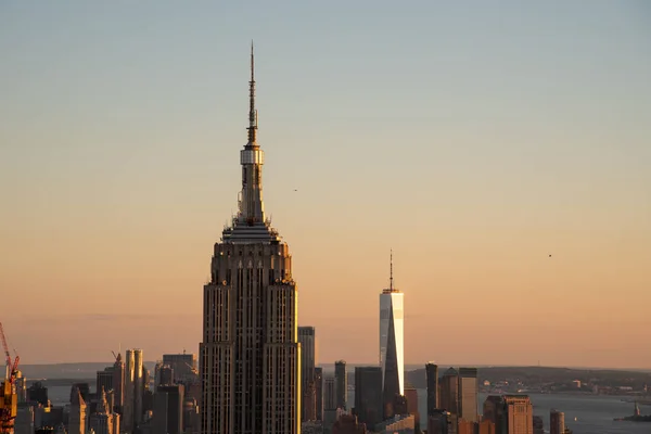 Kijkend naar het zuiden vanaf de top van Manhattans Midtown (NYC, Verenigde Staten) — Stockfoto