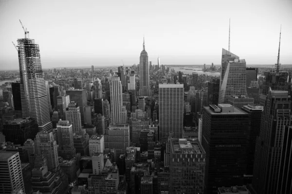 从曼哈顿中城山顶向南看（美国纽约) — 图库照片