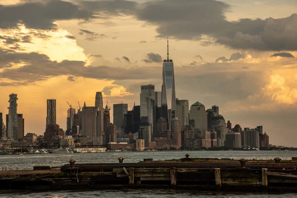 Downtown Manhattan do cais em Hoboken — Fotografia de Stock