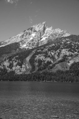 Jenny Lake 'den Grand Teton Tepesi