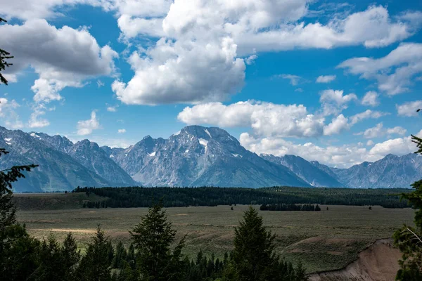 Grand Teton catena montuosa da un punto di vista — Foto Stock