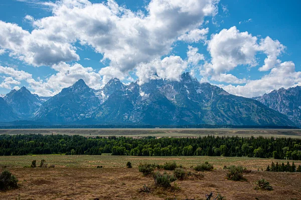 Pohoří Grand Teton z hlediska — Stock fotografie