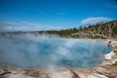 Yellowstone Ulusal Parkı 'ndaki Excelsior Gayzer Krateri