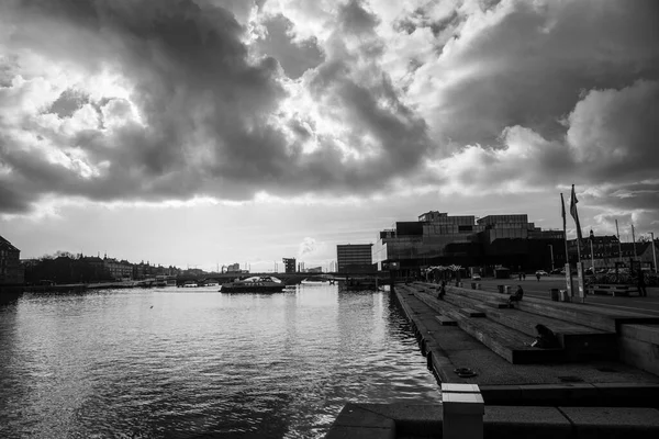 Kopenhag Deniz Kenarındaki Binaların Manzarası — Stok fotoğraf