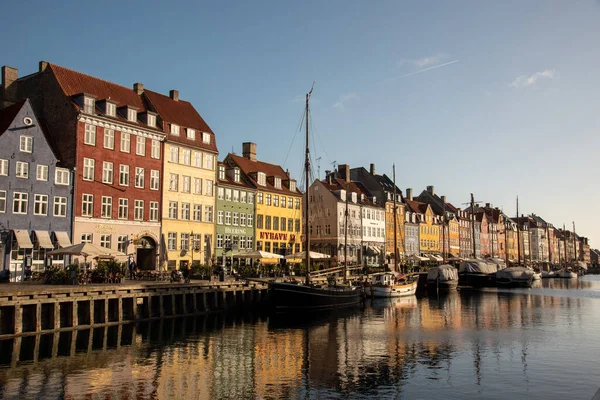 Copenaghen Febbraio 2020 Case Schiera Colorate Iconiche Nyhavn Copenaghen — Foto Stock
