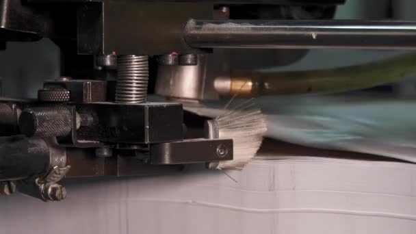 Kağıt Baskı Fabrikasının Yakın Çekim Görüntüleri — Stok video
