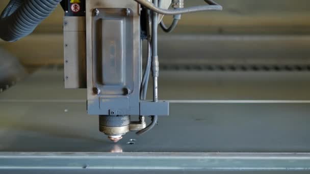 Laserskärning Teknik Som Använder Laser För Att Skära Material — Stockvideo