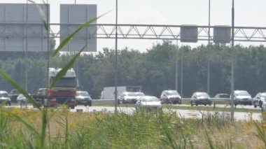 Hollanda 'da otoyol kavşağı meşgul A1 otoyolu