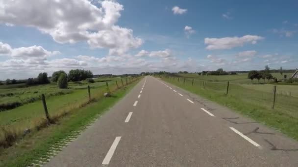 Pov Conduciendo Dique Pólder Cerca Del Río Rin Holanda Entre — Vídeo de stock