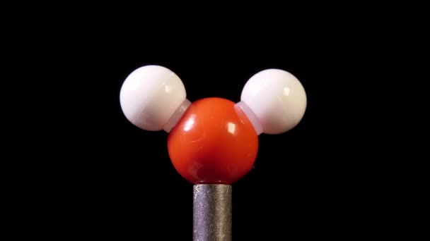 Fórmula Química Una Molécula Que Gira Aislada Sobre Fondo Negro — Vídeos de Stock