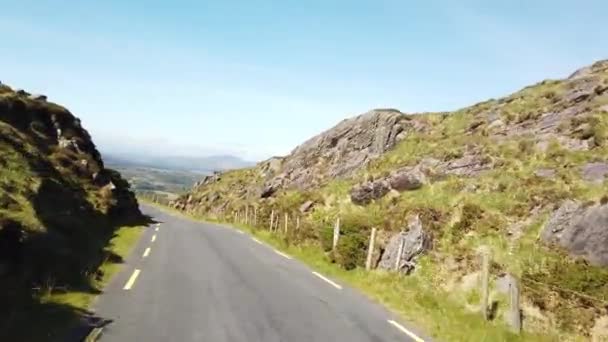 Pov Οδήγηση Μέσω Ballaghasheen Pass Στο Δαχτυλίδι Του Kerry Ιρλανδία — Αρχείο Βίντεο