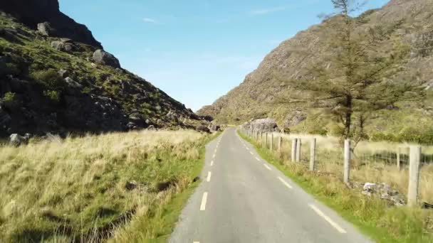Gap Dunloe Ring Kerry Ireland Pov Driving Shot — Stock Video