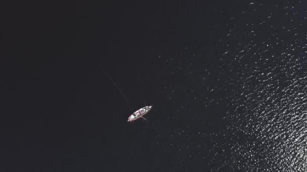 Kalastus Vene Ylhäältä Alas Näkymä Ilmakuva — kuvapankkivideo
