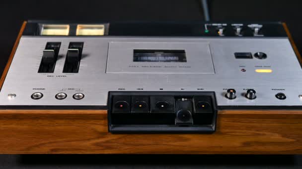 Vieux Lecteur Cassette Jouant Musique Style Rétro Ultra — Video