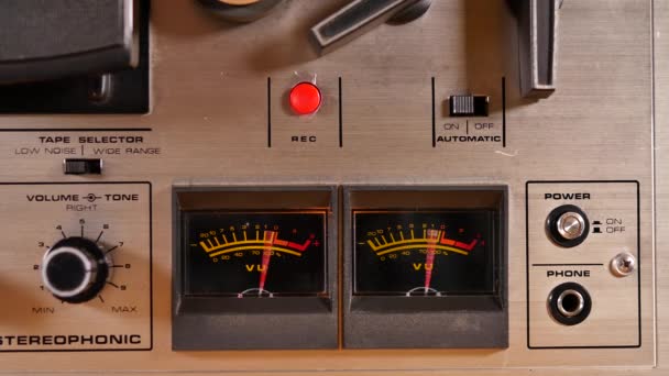 Studio Opname Van Een Oude Vintage Reel Reel Taperecorder Die — Stockvideo