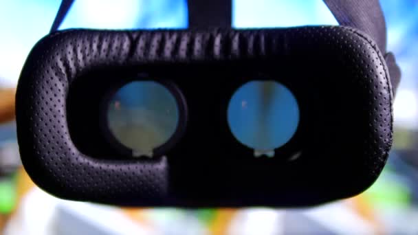 Virtual Reality Bril Close Met Wazig Cororful Achtergrond Animatie — Stockvideo