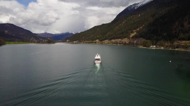 Imágenes Aéreas Escénicas Hermoso Lago Montaña — Vídeo de stock