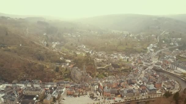 Uitzicht Vanuit Lucht Belgische Stad Roche Ardenne Met Onze Rivier — Stockvideo