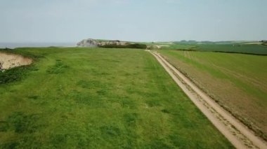 Kilve Sahili, Bristol Kanalı 'ndaki Jurassic Sahili' yle ünlüdür.