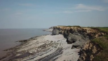 Kilve Sahili, Bristol Kanalı 'ndaki Jurassic Sahili' yle ünlüdür.