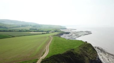 Kilve Sahili, Bristol Kanalı 'ndaki Jurassic Sahili' yle ünlüdür.