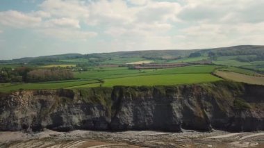Kilve Sahili, Bristol Kanalı 'ndaki Jurassic Sahili' yle ünlüdür.