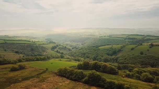 Αεροφωτογραφία Του Εθνικού Πάρκου Exmoor Υψηλότερο Σημείο Dunkery Beacon — Αρχείο Βίντεο