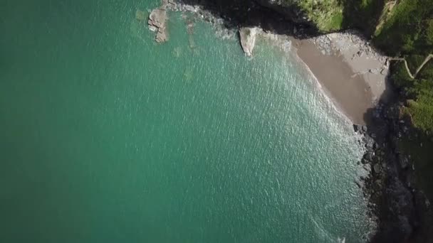 Aerial Valley Rocks Norte Devon Inglaterra Oeste Aldeia Lynton — Vídeo de Stock
