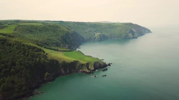 Aerial Valley Rocks Nel Nord Devon Inghilterra Ovest Del Villaggio — Video Stock