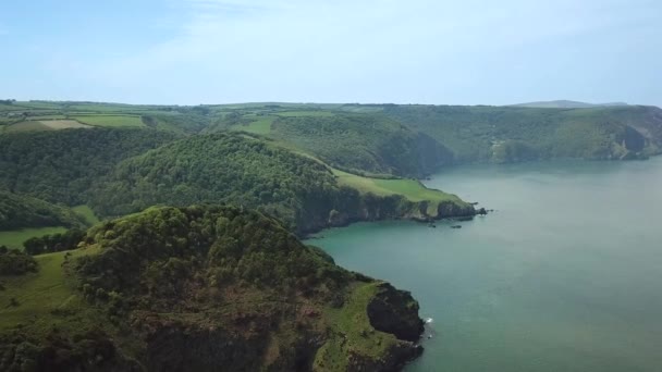 Aerial Valley Rocks Północnej Części Devon Anglia Zachód Wioski Lynton — Wideo stockowe