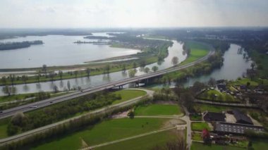 Hollanda 'da otoyol kavşağı meşgul A2 ve A27 otoyolu