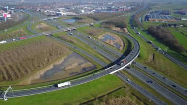 Hollanda 'da otoyol kavşağı meşgul A2 ve A27 otoyolu