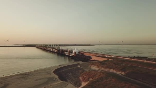 Oosterscheldekering Doğu Scheldt Fırtına Dalgalanma Bariyeri Hollanda Havacılık — Stok video