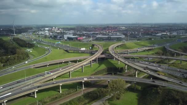 Принц Клаусплейн Является Транспортным Узлом Соединения Автомагистралей А12 Гааге — стоковое видео