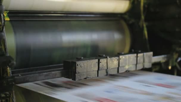 Close Footage Industrial Printing Leaflets Magazines — Stock Video