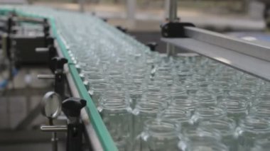 Jam Factory 'nin yakın çekim görüntüleri. Montaj satırı