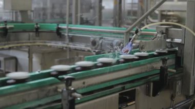 Jam Factory 'nin yakın çekim görüntüleri. Montaj satırı