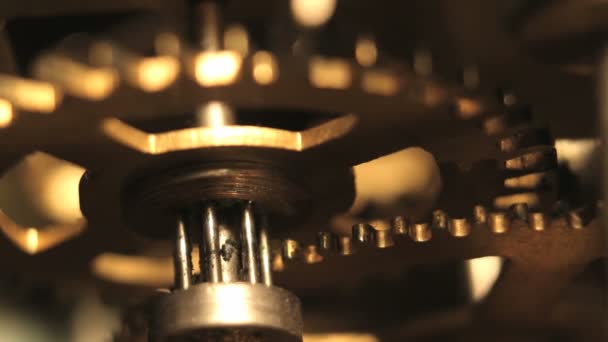 Cogwheels Tandwielsysteem Van Een Antieke Klok Macroshot Van Het Werkmechanisme — Stockvideo