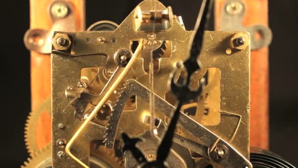 Колеса Система Передач Антикварного Годинника Макрознімок Робочого Механізму — стокове відео