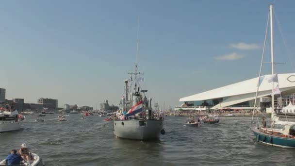 První Ročník Sail Byl Roce 1975 Mezitím Sail Amsterdam Stal — Stock video